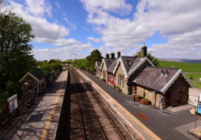 Platform Cottage